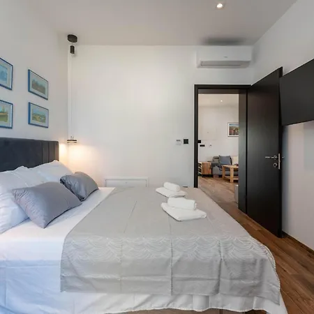 Lovely In With Sauna