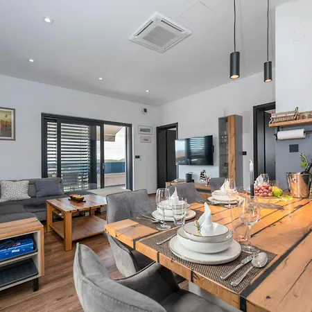Lovely In With Sauna Apartment