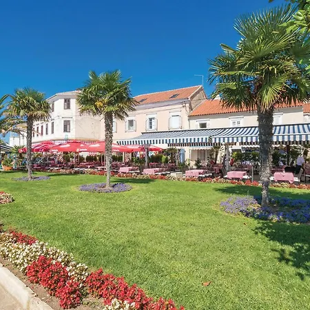 Lovely In With Sauna Apartment *